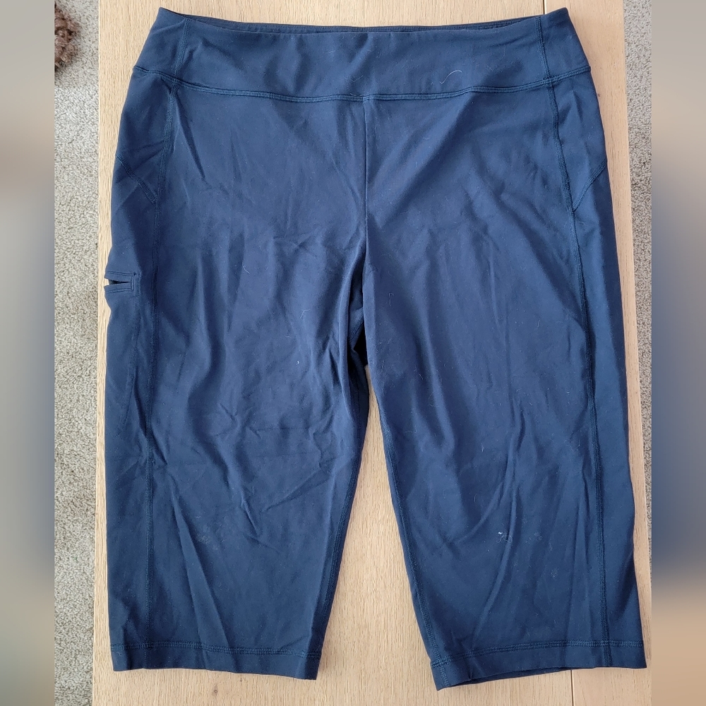 Women's Navy Duluth NoGA Classic Capris XL